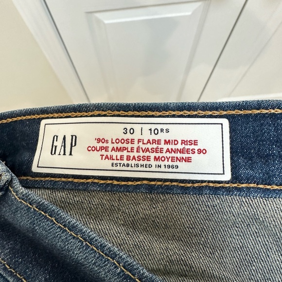 GAP 90s Loose Flare Mid Rise Jeans - US 30 - Picture 6 of 6
